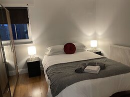 Immaculate 2-bed Apartment in London