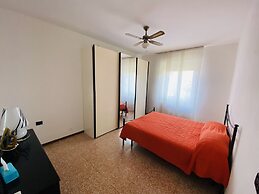 Cozy 2-bedrooms Apartment Fully-equipped Kitchen