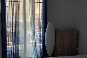 Apartment - Sleeps 2 - Parking - Balcony