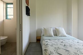 Modern & Bright 3BR apt with 2Balconies