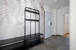 Apartment Ruczaj Cracow by Renters