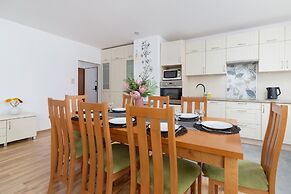 Apartment Ruczaj Cracow by Renters