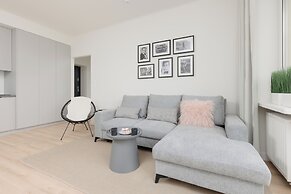 Apartment Warsaw Krucza by Renters