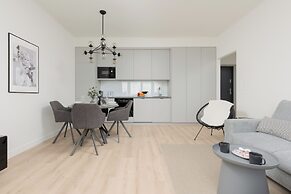 Apartment Warsaw Krucza by Renters