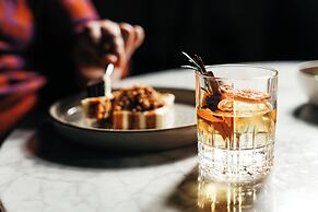 Kimpton The Forum Hotel by IHG