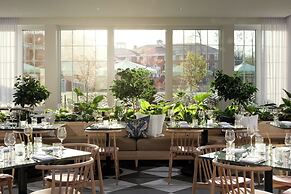 Kimpton The Forum Hotel by IHG