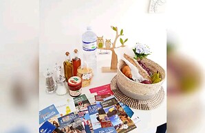 Stylish 3bed Penthouse Close to the Blue Grotto