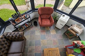 Llys Aeron Guest House