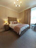 Llys Aeron Guest House