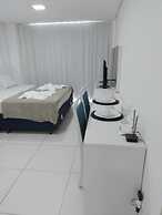 Loft com saida para piscina by Laguna Beach