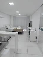 Loft com saida para piscina by Laguna Beach