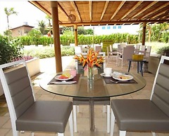 Loft com saida para piscina by Laguna Beach