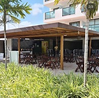 Loft com saida para piscina by Laguna Beach