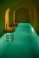 Oia Treasures Art Suites