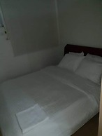 Pioneer Woodland Boni Ave.Mandaluyong