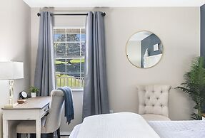 Vansen's Golfshores Inviting, Cozy Condo on Golf Course!