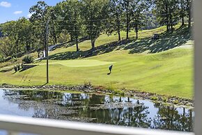 Vansen's Golfshores Inviting, Cozy Condo on Golf Course!
