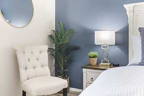 Vansen's Golfshores Inviting, Cozy Condo on Golf Course!