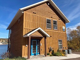 Keweenaw Waters Resort