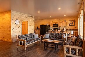 Keweenaw Waters Resort