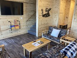 Keweenaw Waters Resort