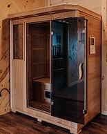 Keweenaw Waters Resort