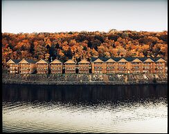 Keweenaw Waters Resort