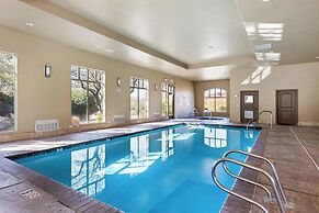 Utahs Beauty w/ Desert & Mtn Views