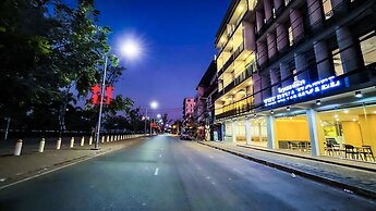 The Riva Vientiane Hotel