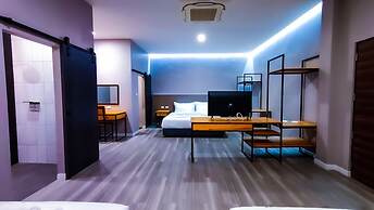 The Riva Vientiane Hotel