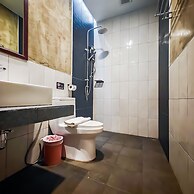 The Riva Vientiane Hotel