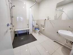 Exodus Dandenong Apartment Hotel
