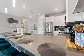 Water Kingdom @ Storey Lake by Shine Villas #525