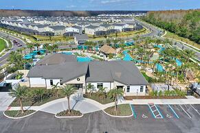 Water Kingdom @ Storey Lake by Shine Villas #525