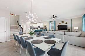 Water Kingdom @ Storey Lake by Shine Villas #525