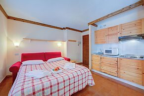 Abeti A2-17 few min From ski