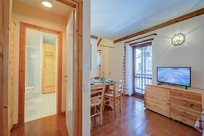 Abeti A2-17 few min From ski