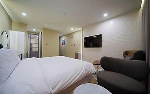 Hotel PIED Suseong