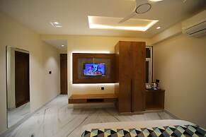 The Sky Imperial Hotel Sugam