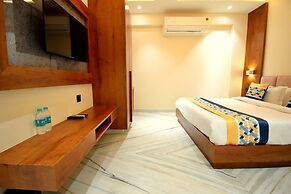 The Sky Imperial Hotel Sugam