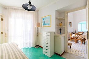 Villa Paola - Hidden Panoramic Garden and Terraces