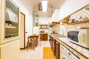 Villa Paola - Hidden Panoramic Garden and Terraces