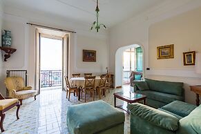 Villa Paola - Hidden Panoramic Garden and Terraces