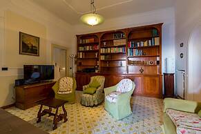 Villa Paola - Hidden Panoramic Garden and Terraces