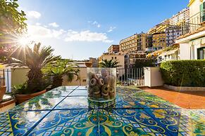 Villa Paola - Hidden Panoramic Garden and Terraces