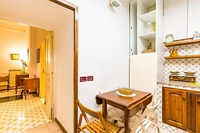 Villa Paola - Hidden Panoramic Garden and Terraces