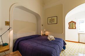 Villa Paola - Hidden Panoramic Garden and Terraces