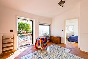 Villa Paola - Hidden Panoramic Garden and Terraces