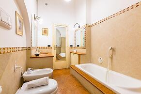 Villa Paola - Hidden Panoramic Garden and Terraces