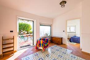 Villa Paola - Hidden Panoramic Garden and Terraces